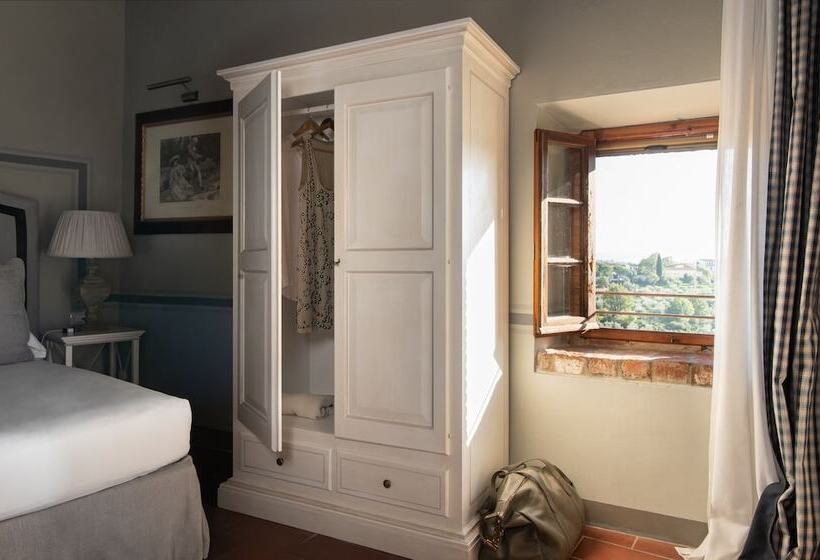 جناح عائلي, Relais Villa Olmo