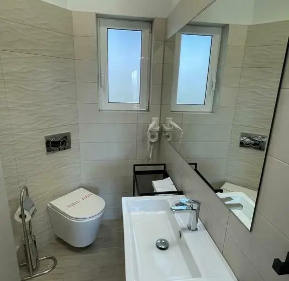 スタンダード４人部屋, Karystos Mare Apartments