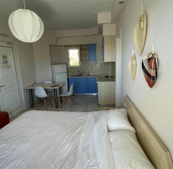 חדר סטנדרט לארבעה, Karystos Mare Apartments