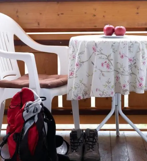 Huoneisto 1 Makuuhuone, Garni Pircher