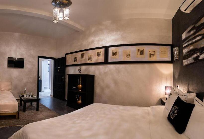 标准三人间, Riad Ksar Aylan