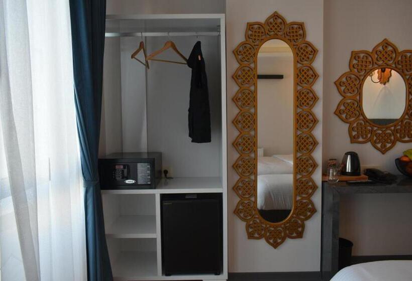 اتاق لوکس خانوادگی, Avcılar Garden