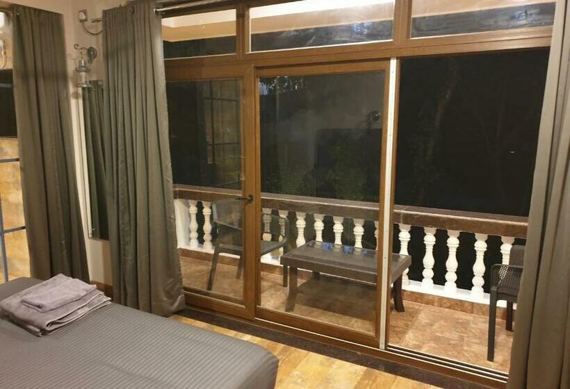 스탠다드 룸, Celebrations   Vagator   Goa