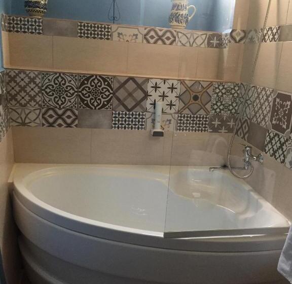 اتاق استاندارد, Casa Saseasca
