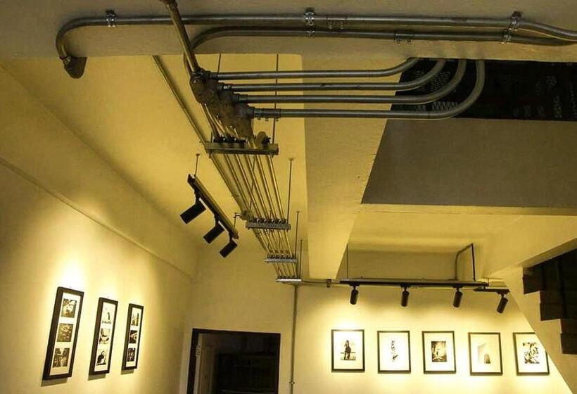 Pokój Standard Wspólna Łazienka, Backpack Hostel