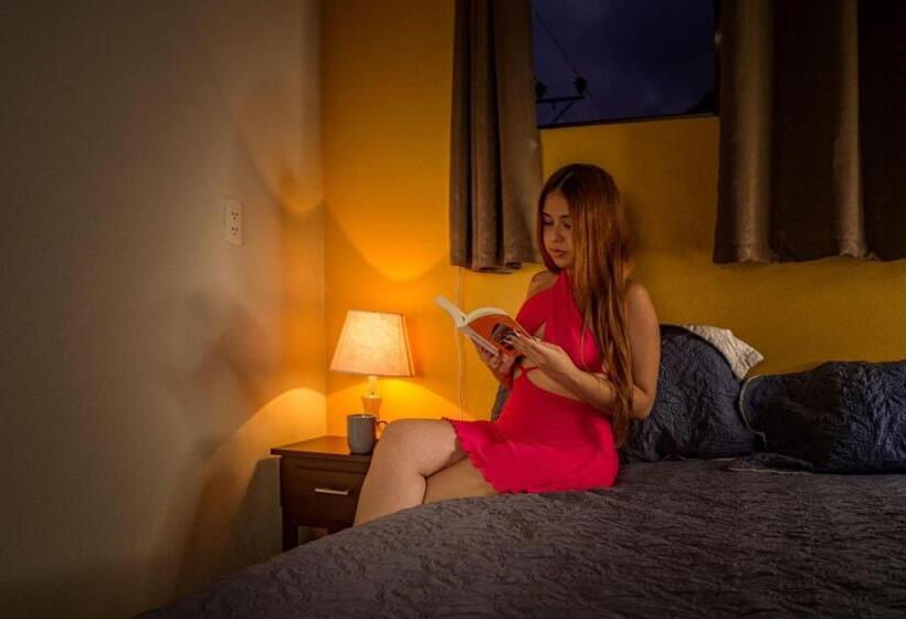 اتاق استاندارد, Villas Orosi Valley Lodge