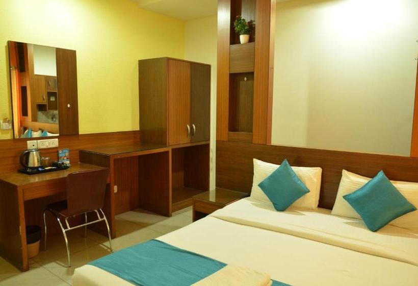 חדר דלוקס, Cubbon Suites   10 Minute Walk To Mg Road, Mg Road Metro And Church Street