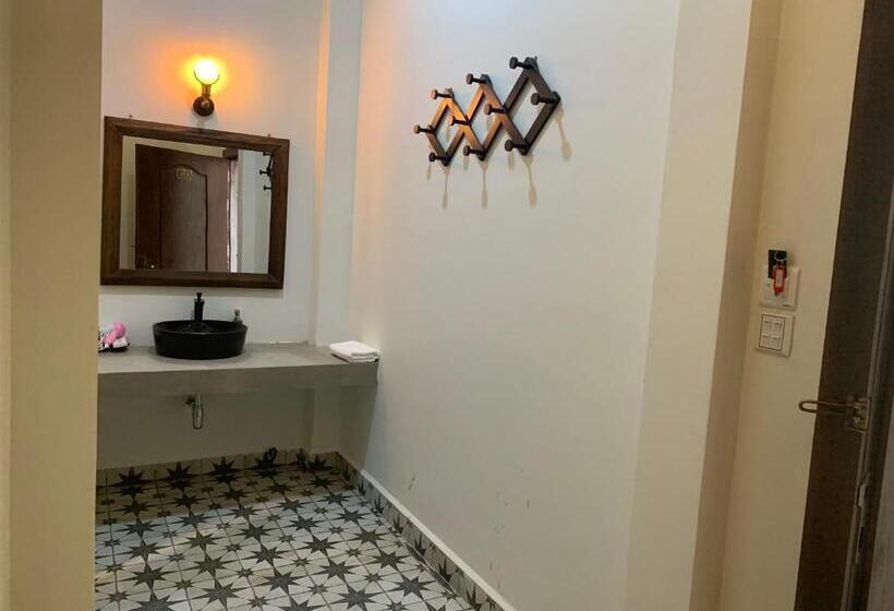 Номер Deluxe Одноместный, The J Break Boutique