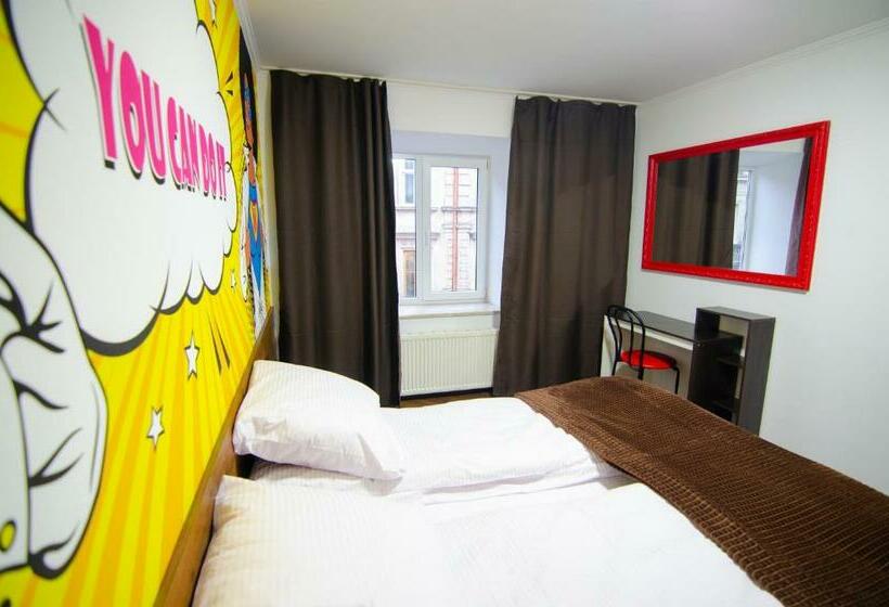 غرفة قياسية, Pop Art Hostel Rynok Sq