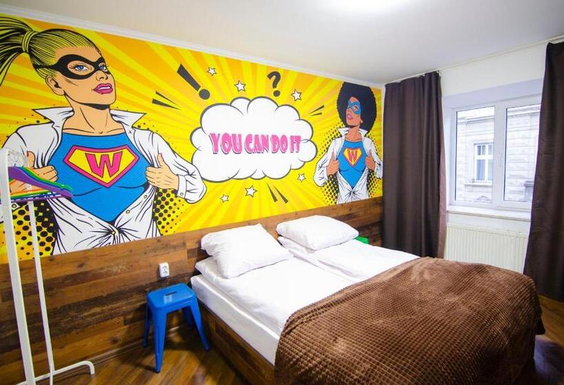 غرفة قياسية, Pop Art Hostel Rynok Sq