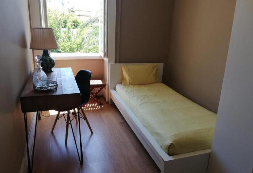 غرفة قياسية فردية حمام مشترك, Menina Da Ria Guest House