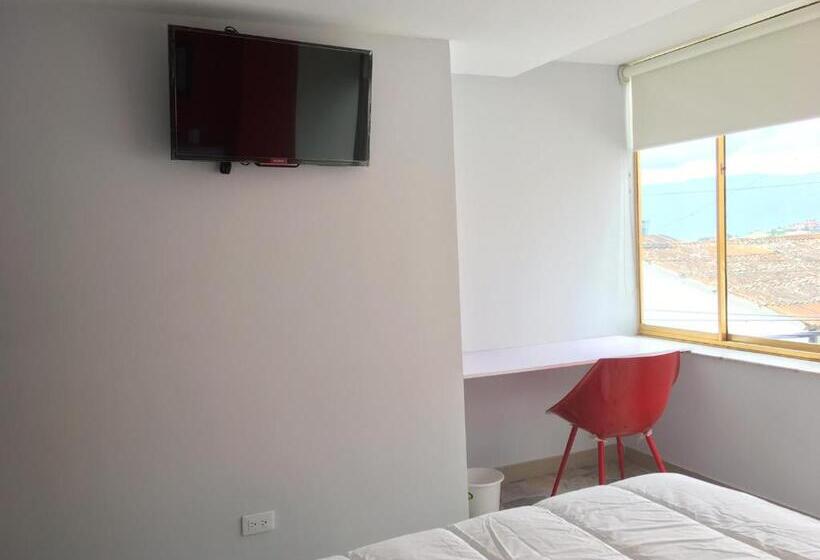 スタンダードルーム, Garden City Boutique