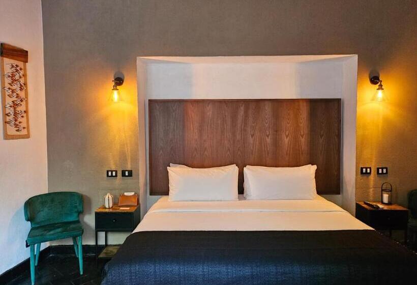 高级套房, Maria Bonita