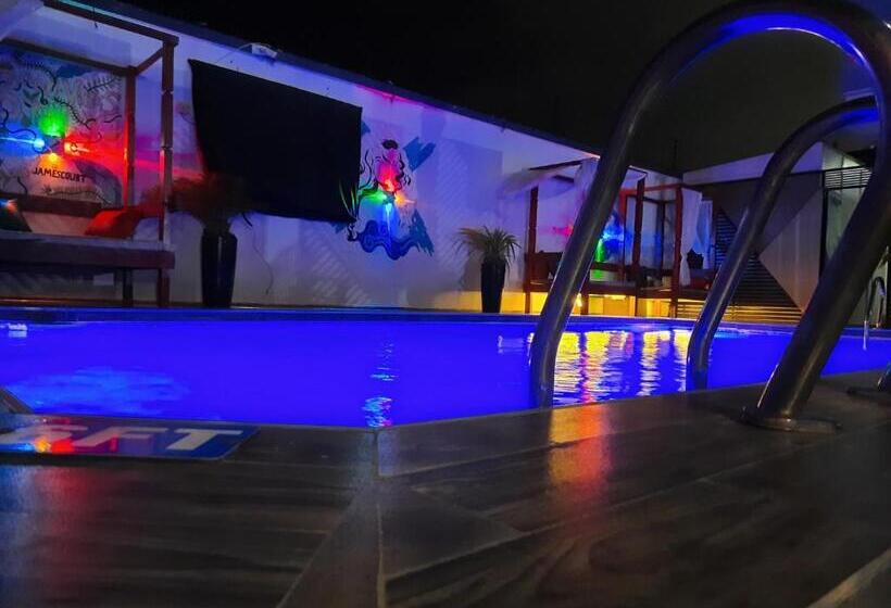 Апартаменты 2 Спальни, James Court Hotel & Luxury Apartments