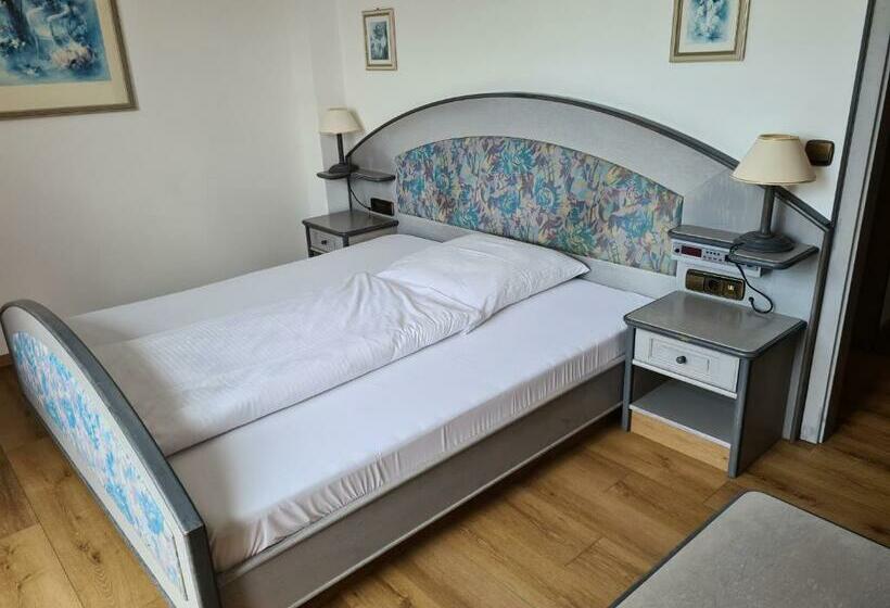 レイクビュースタンダードルーム, Seehotel Pegasus