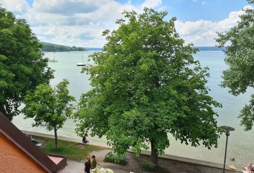 レイクビュースタンダードルーム, Seehotel Pegasus