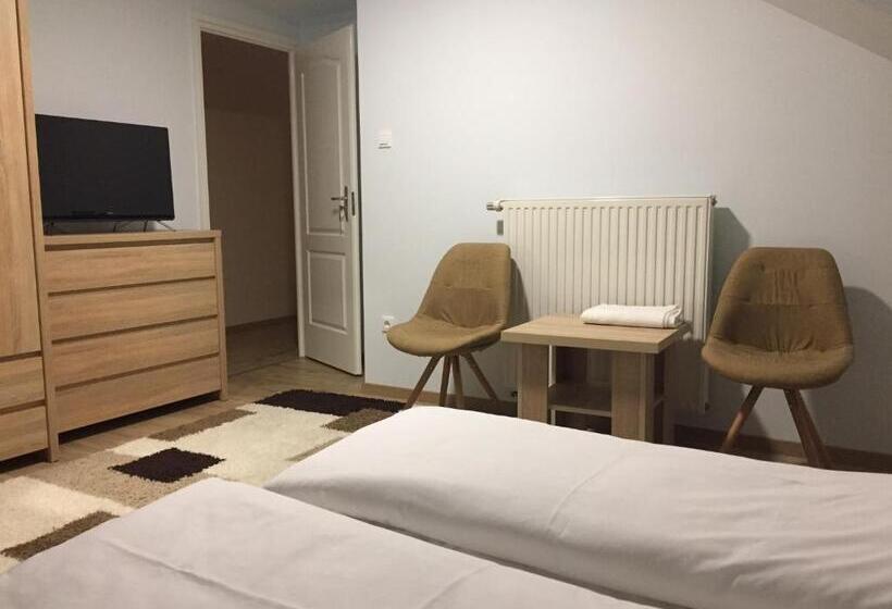 豪华房间, Mokka Panzió