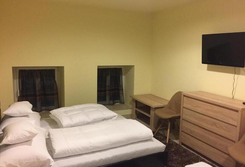 套房, Mokka Panzió