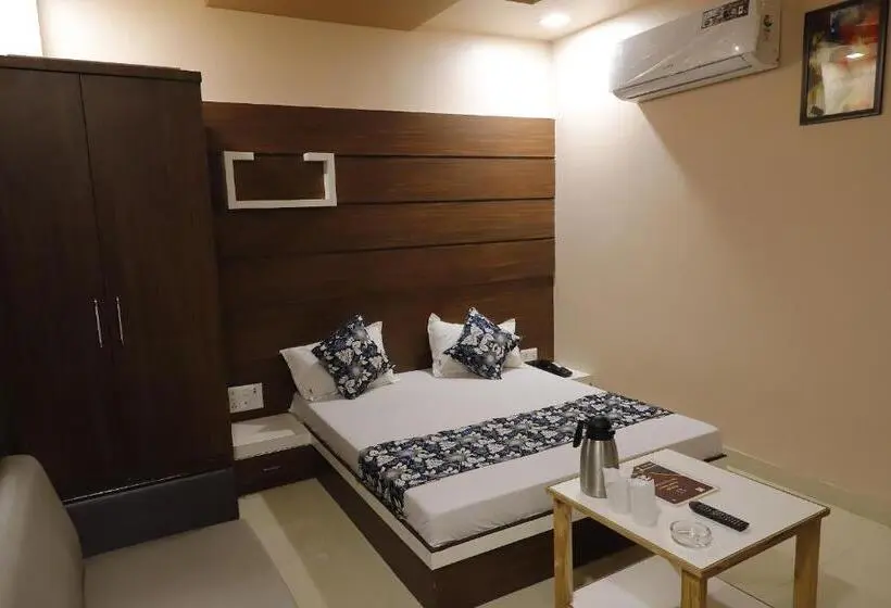 スーペリアールーム, Royal Suites