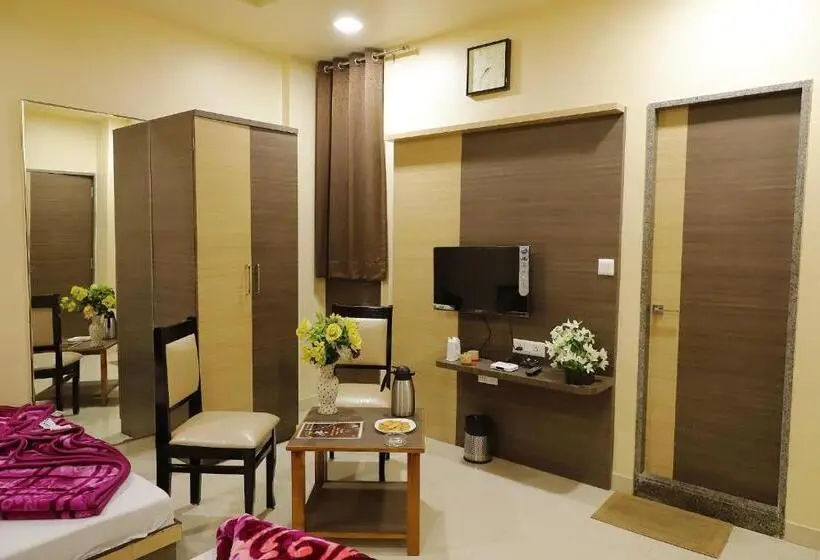 ファミリールーム, Royal Suites