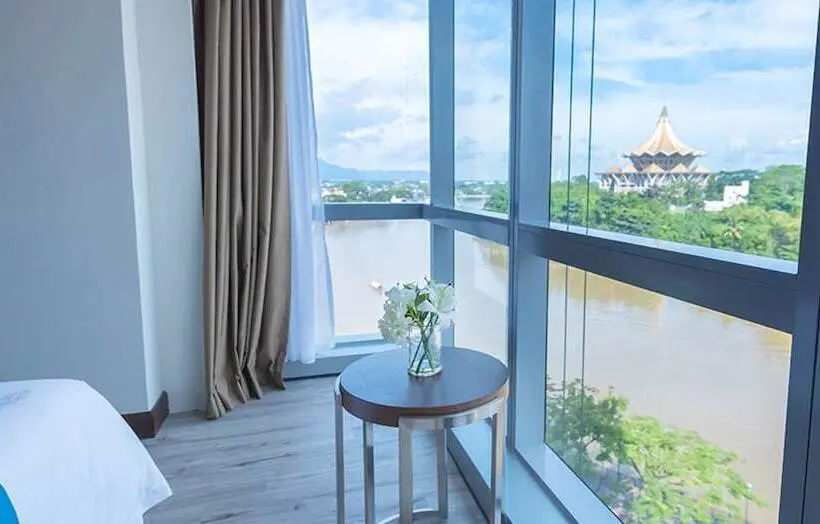 اتاق سوپریور با چشم‌انداز رودخانه, Astana Wing  Riverside Majestic