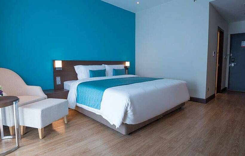 リバービュースーペリアールーム, Astana Wing Riverside Majestic