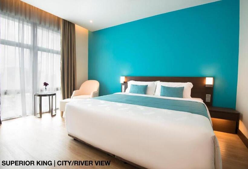 キングサイズベッドのスーペリアルーム, Astana Wing Riverside Majestic