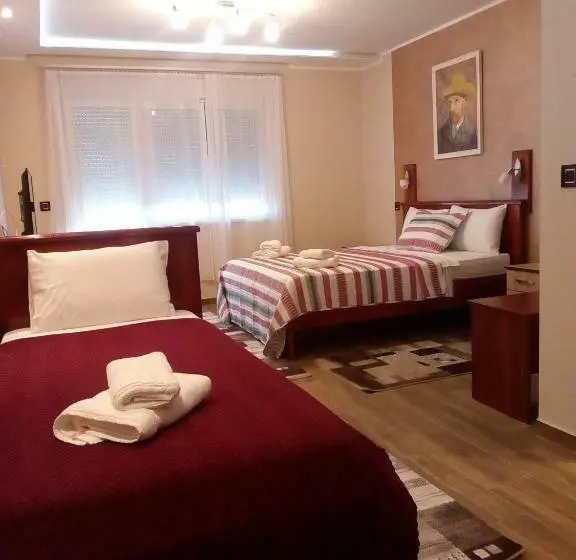 Standard Triple Room with Terrace, Konak Kutko