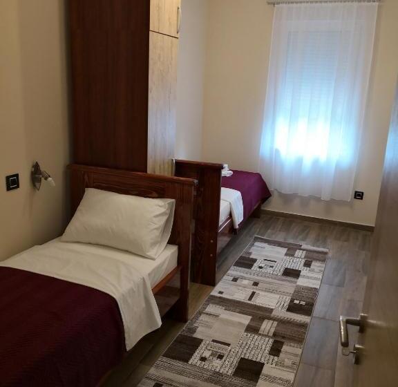 آپارتمان 1 خوابه با تراس, Konak Kutko