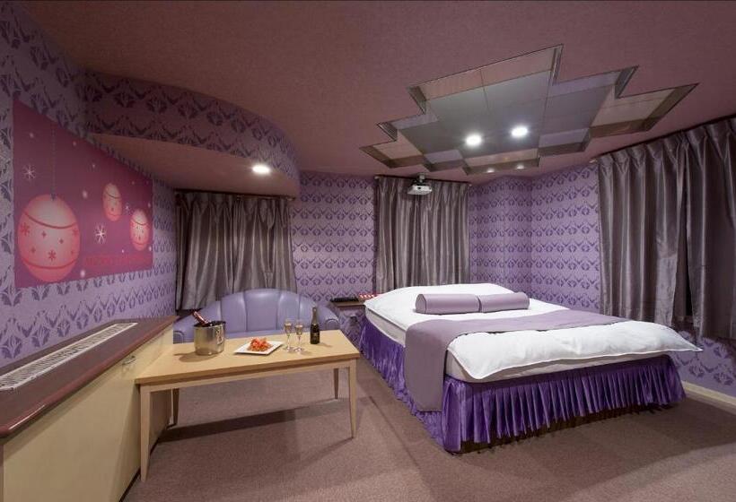 חדר סטנדרט עם מיטת קינג, ホテル ブランチャペルクリスマス 四日市