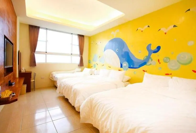 اتاق خانوادگی با چشم‌انداز دریا, Mermaid B&b