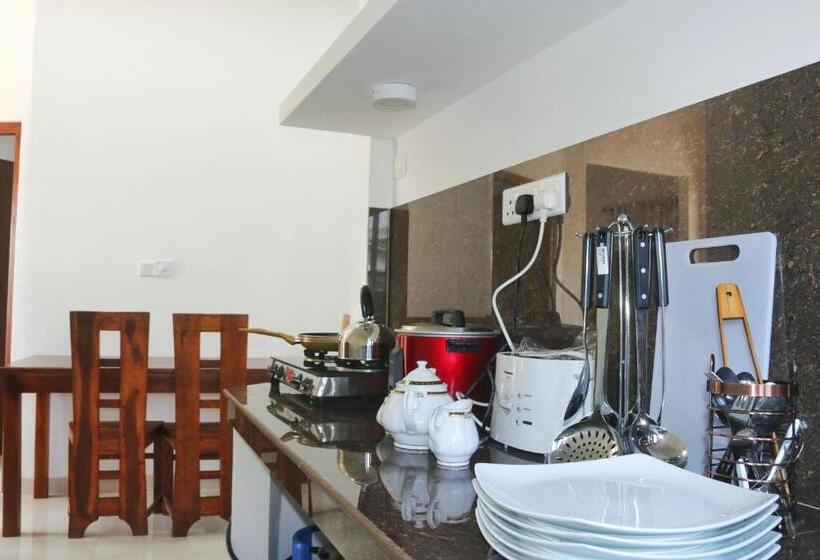 Апартаменты 1 Спальня с Балконом, New Sea Lion Guest House