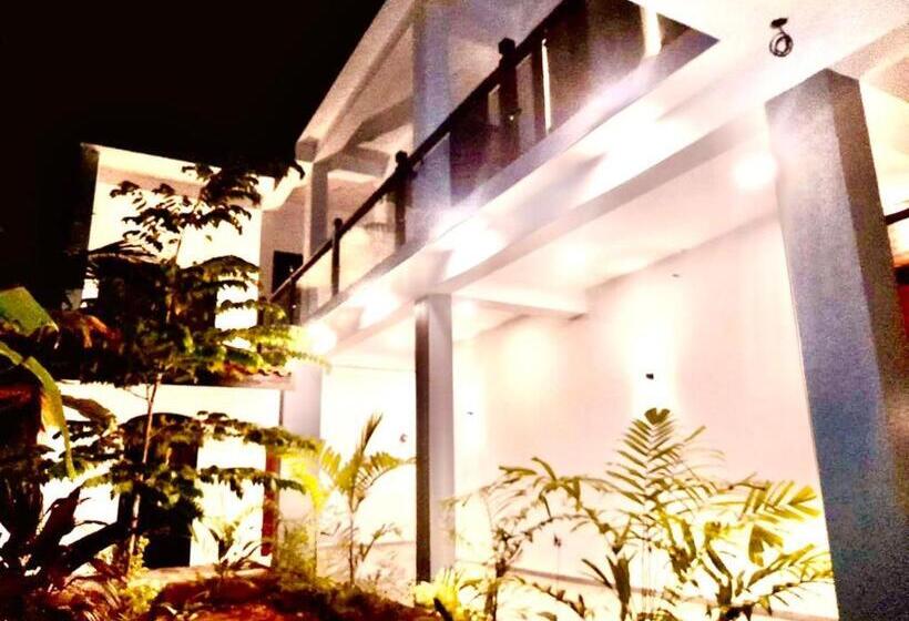 Апартаменты 2 Спальни, New Sea Lion Guest House