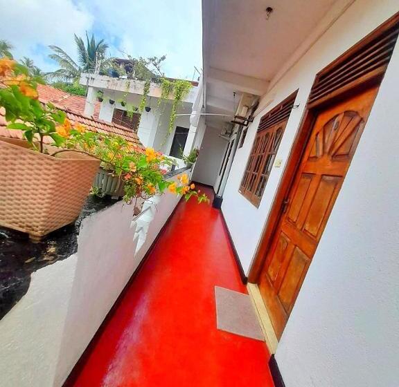 Апартаменты 1 Спальня с Балконом, New Sea Lion Guest House