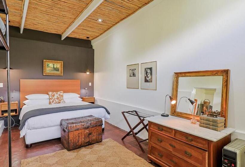 جناح ديلوكس, The Barn On 62   Cottages