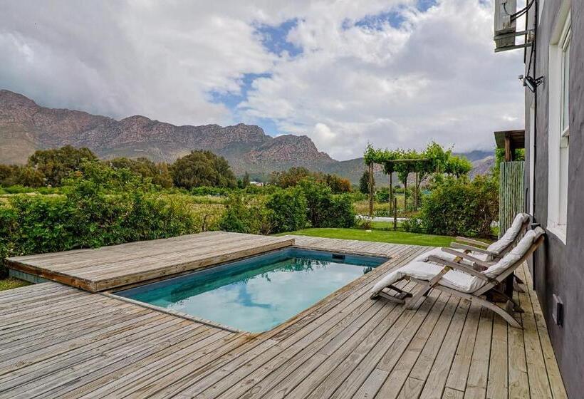 إستوديو ديلوكس, The Barn On 62   Cottages