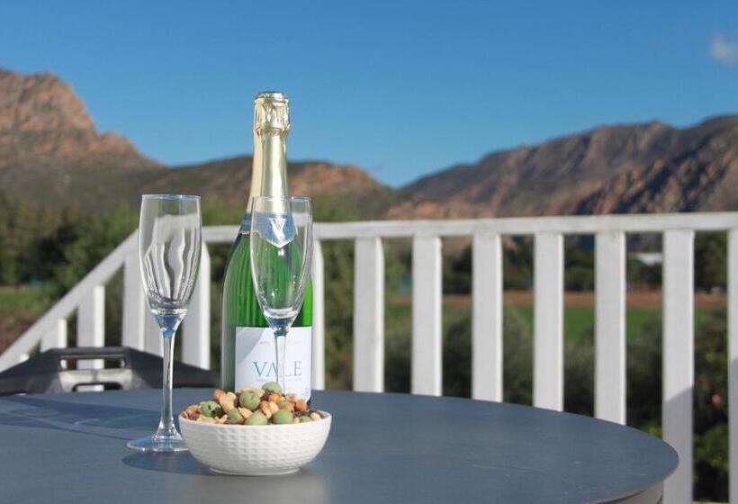 غرفة ديلوكس, The Barn On 62   Cottages