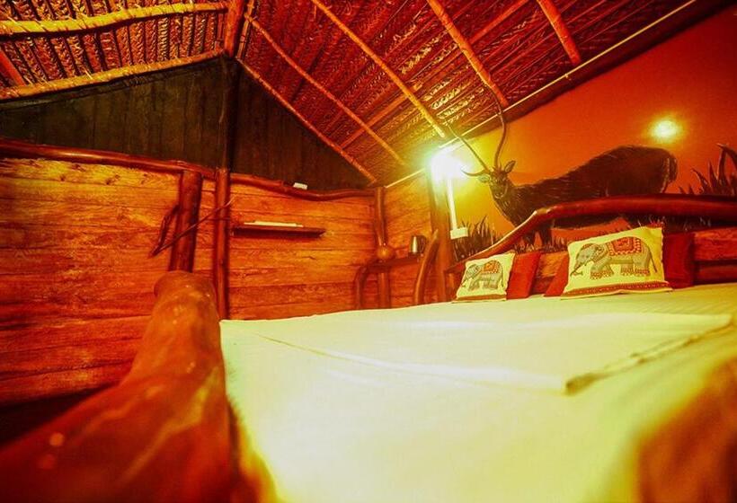 带大床的标准间, Aliya Riverside & Safari Resort