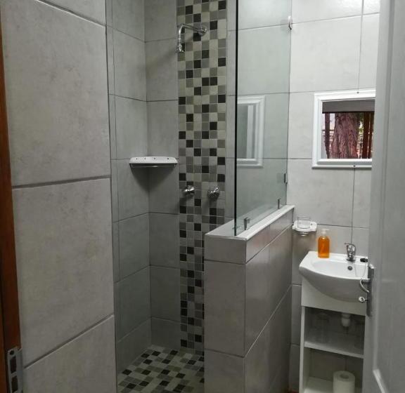 エコノミールーム, Andelomi Nature's Rest