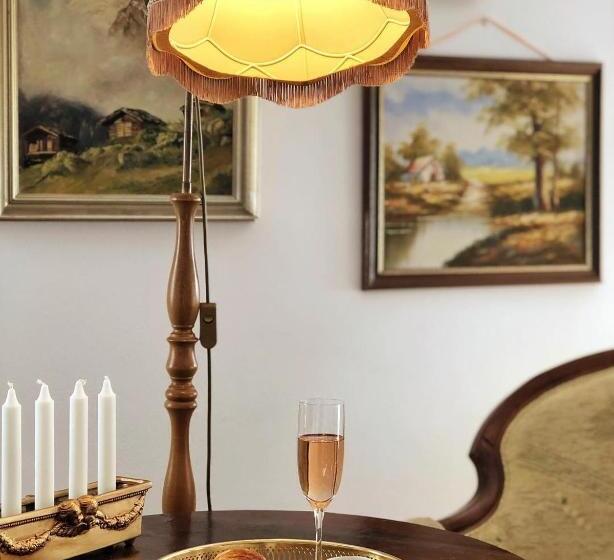 اتاق لوکس با تخت بزرگ, Casa Maria