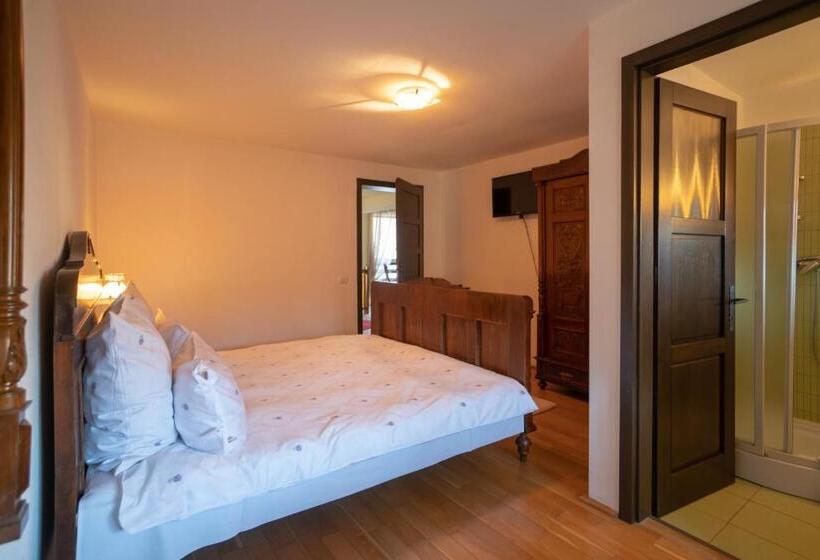 اتاق لوکس با تخت بزرگ, Casa Maria