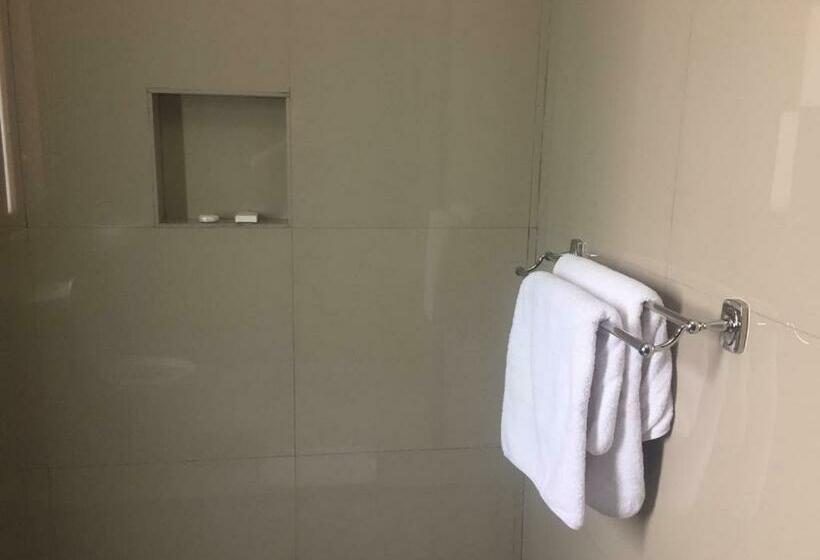 デラックスルーム, Dikubu Belong Seminyak