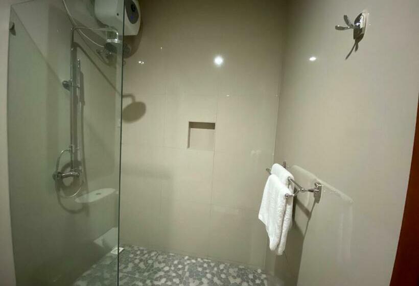 デラックスルーム, Dikubu Belong Seminyak