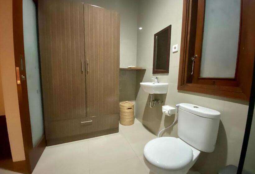 デラックスルーム, Dikubu Belong Seminyak