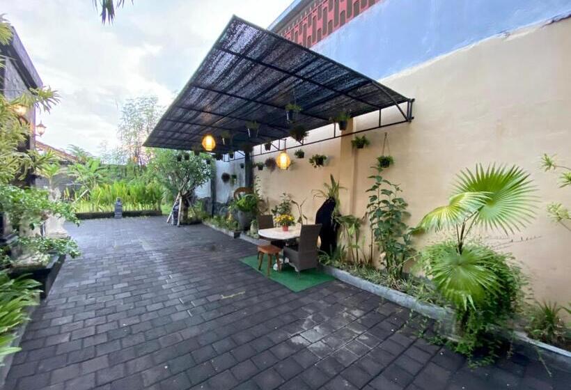 デラックスルーム, Dikubu Belong Seminyak