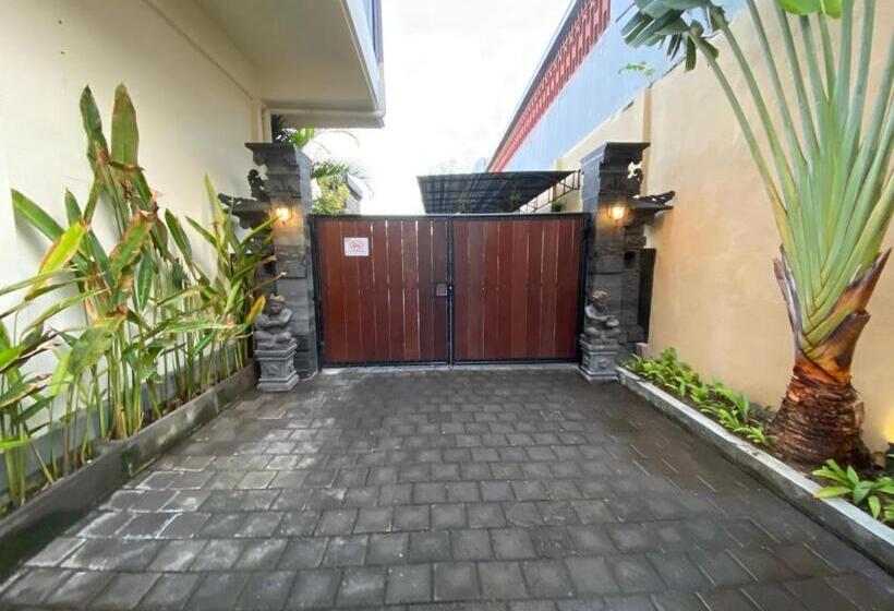 デラックスルーム, Dikubu Belong Seminyak