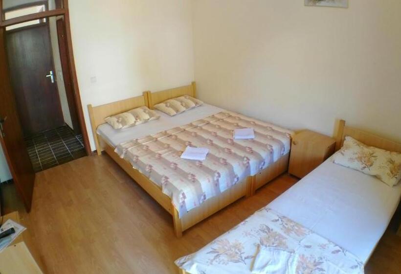 آپارتمان 2 خوابه, Guesthouse Obala