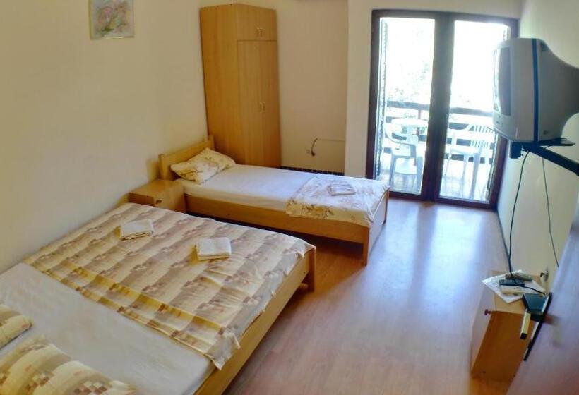 آپارتمان 2 خوابه, Guesthouse Obala