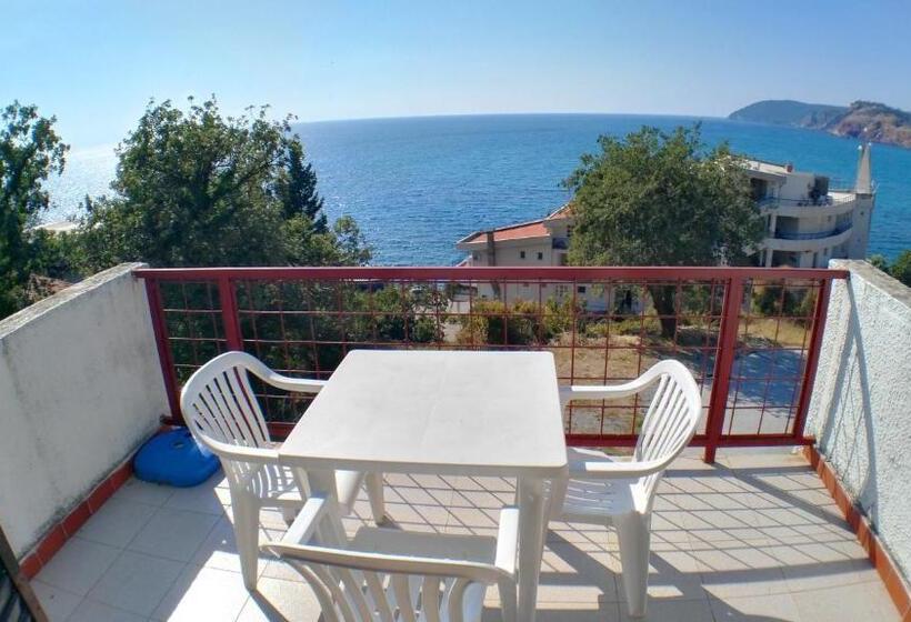 اتاق استاندارد با چشم‌انداز دریا, Guesthouse Obala