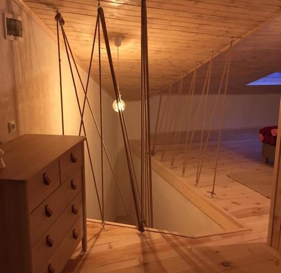 デラックストリプルルーム, White Guest House 2